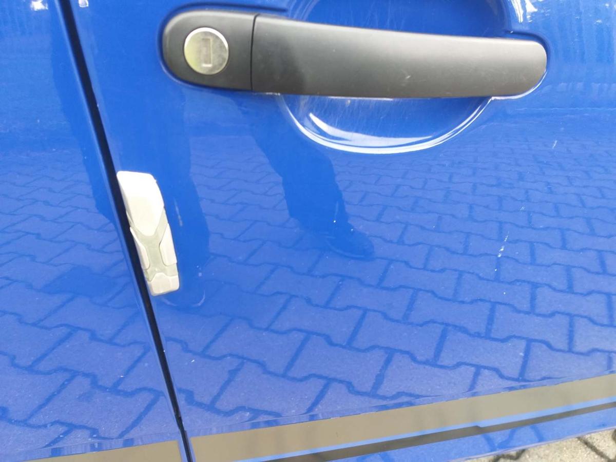 Skoda Fabia 2 5J original Tür vorn rechts 4590 Dynamic Blau Bj.2009